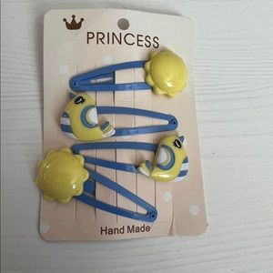 Gymboree hair clips